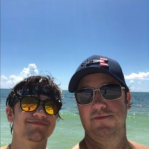 Meet your Posher, Jason